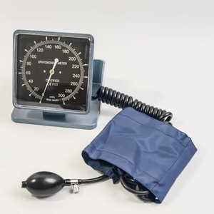 Semi-automatische armtype digitale bloeddrukmeter Ouderengebruik